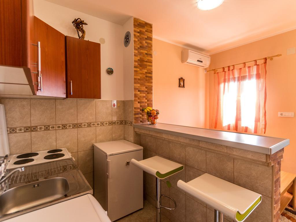 Holiday Home Sunny Hill Kamenari Rom bilde